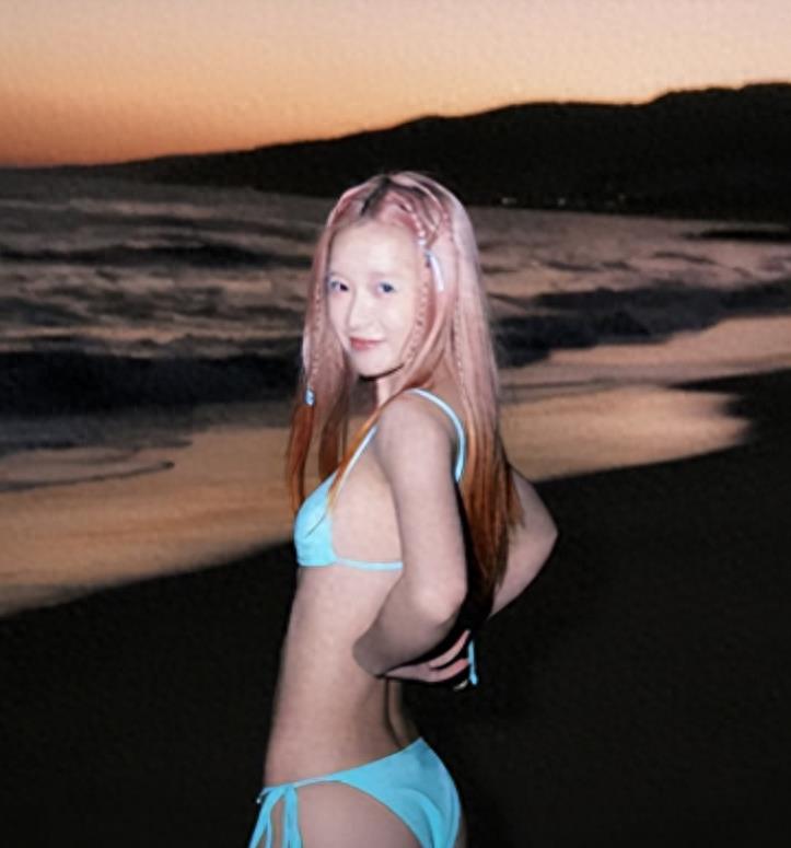 金泫雅时尚自由批评_女明星脱了内裤图片_女明星着装暴露争议